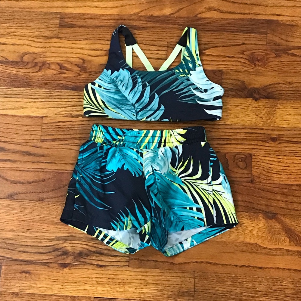 Old Navy Girls Activewear Gymnastics Gym Dance Short & Top Set 
Size 4 / 5 XS